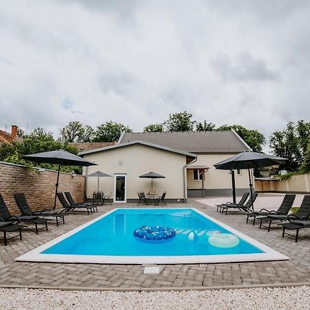 מאקו Ella Sun Apartman מראה חיצוני תמונה